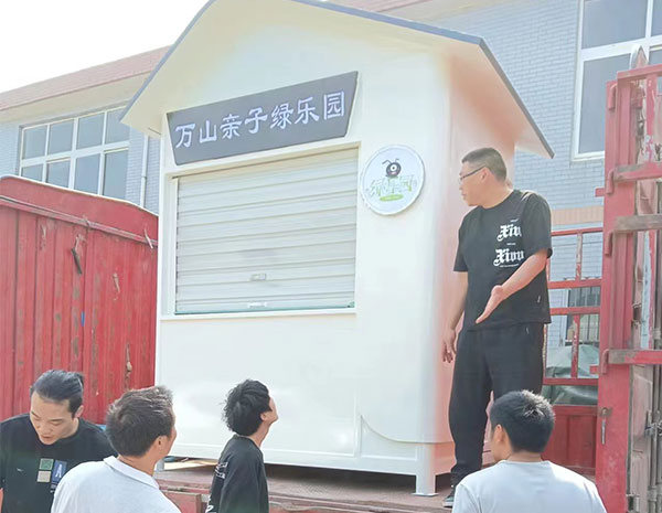 呼市钢结构岗亭之学生体验中心——复兴号外型